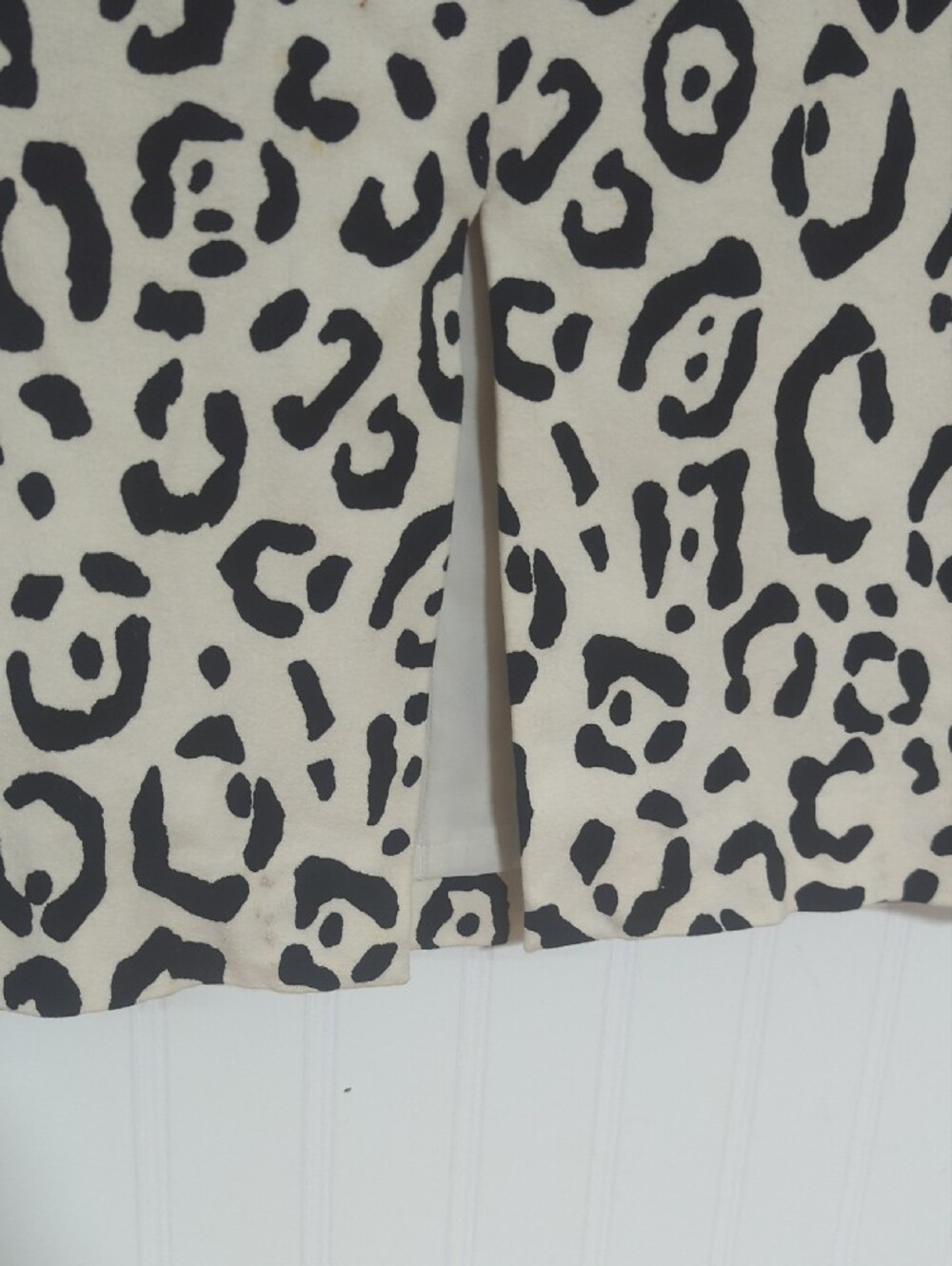 Ann Taylor Black and Cream Leopard Pencil Skirt - Picture 4 of 6
